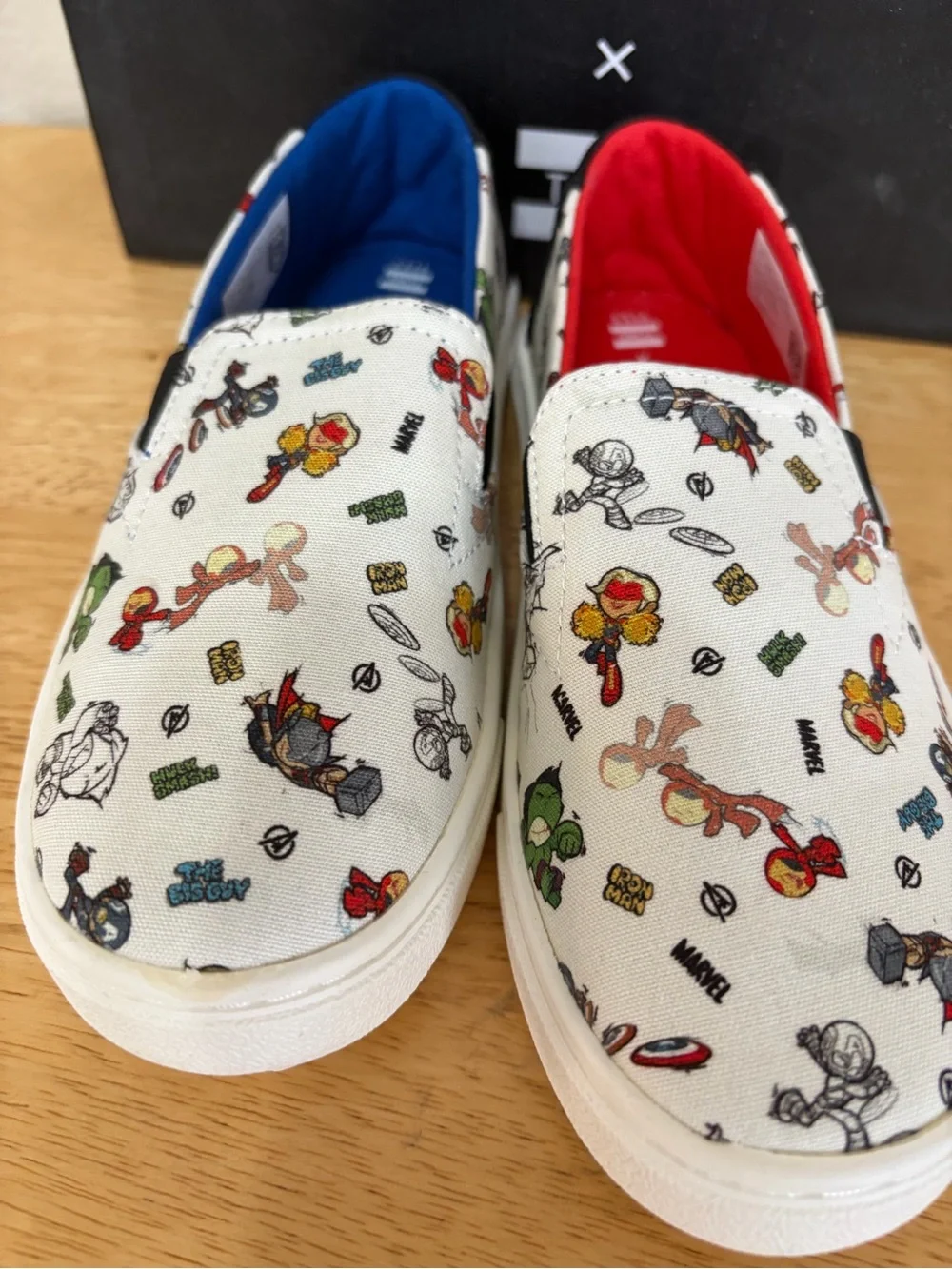 Toms Marvel Kids' Slip-On Luca Antique White Marvel How to Print 13.5 Sneakers
